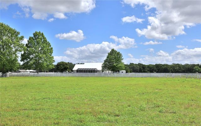 4450 SE 216TH AVENUE, Morriston, FL 32668