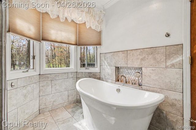 3575 Clark Circle, Commerce Twp, MI 48382