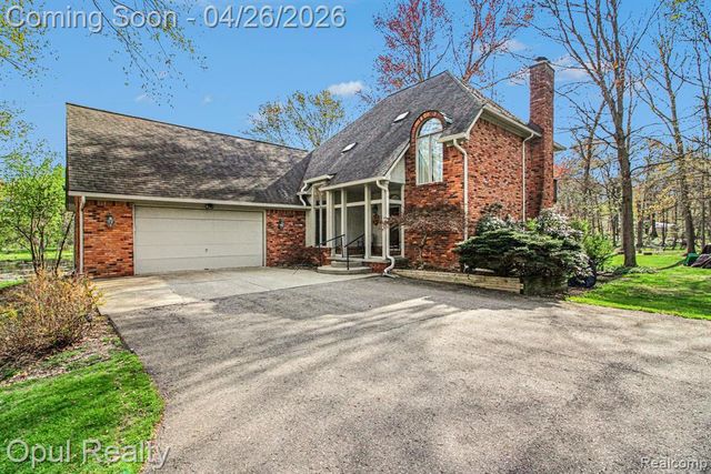 3575 Clark Circle, Commerce Twp, MI 48382
