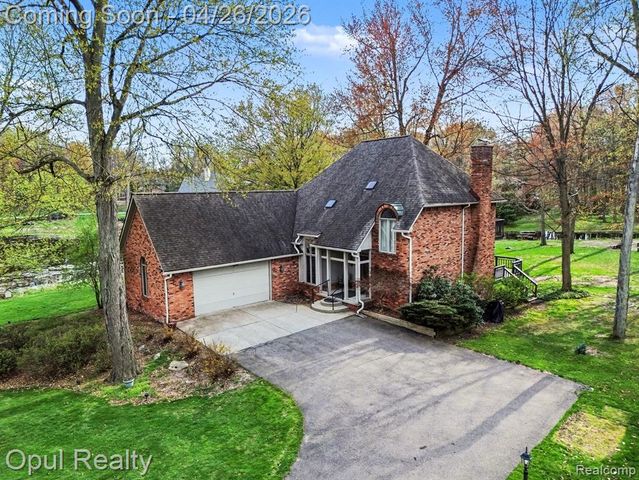 3575 Clark Circle, Commerce Twp, MI 48382