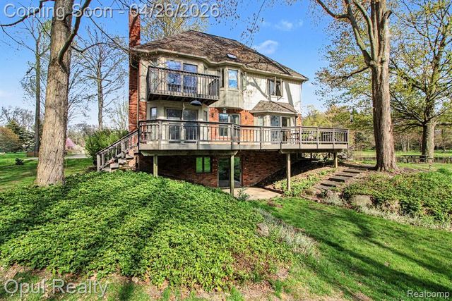 3575 Clark Circle, Commerce Twp, MI 48382