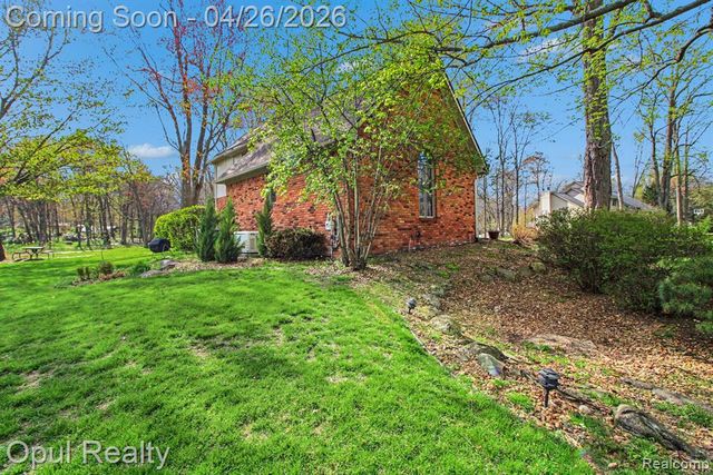 3575 Clark Circle, Commerce Twp, MI 48382
