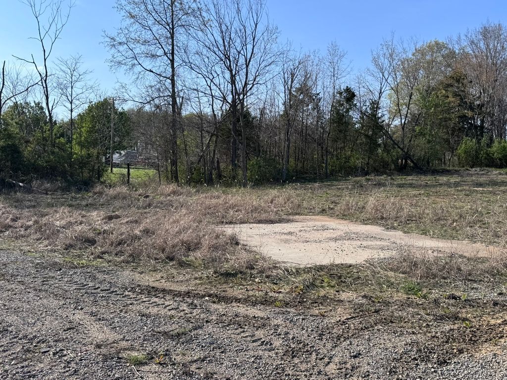 Image 4 of property listing at 2915 Green Street, Centralia, IL 62801