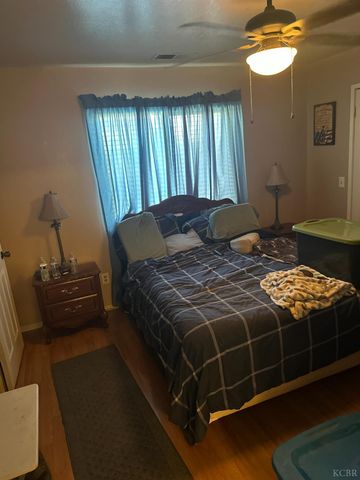 1212 Myrtle Court, Lemoore, CA 93245