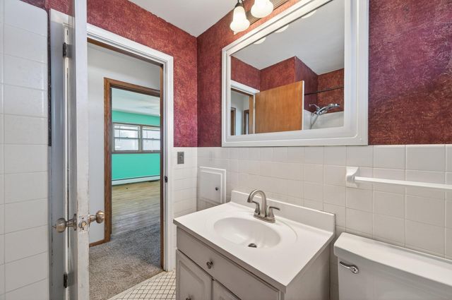 3960 Arthur Street NE, Columbia Heights, MN 55421