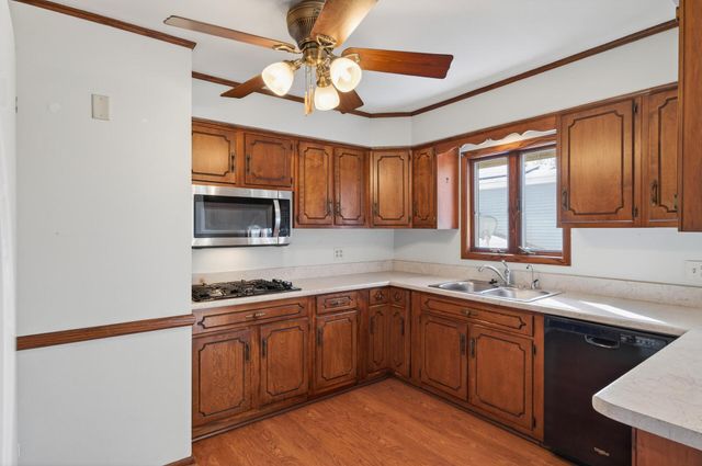 3960 Arthur Street NE, Columbia Heights, MN 55421