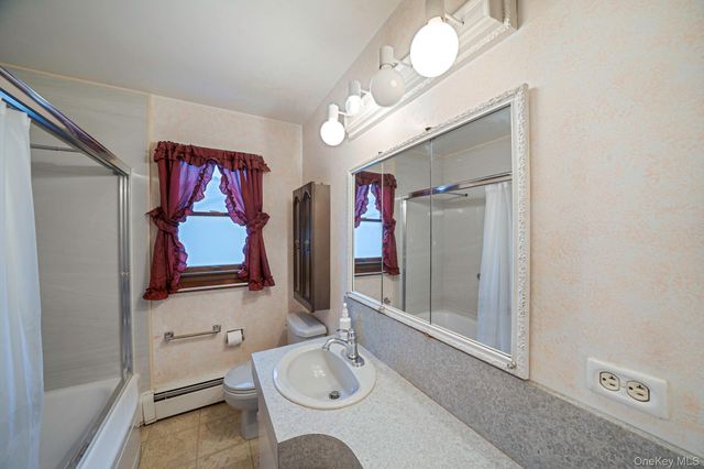 81 Hale Street, Brentwood, NY 11717