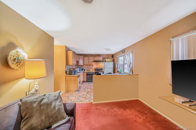 81 Hale Street, Brentwood, NY 11717