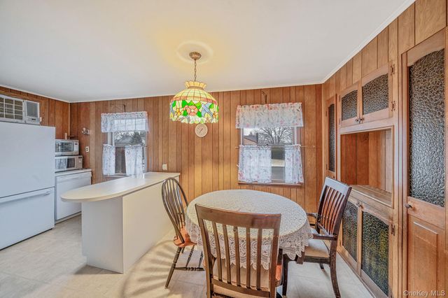 81 Hale Street, Brentwood, NY 11717