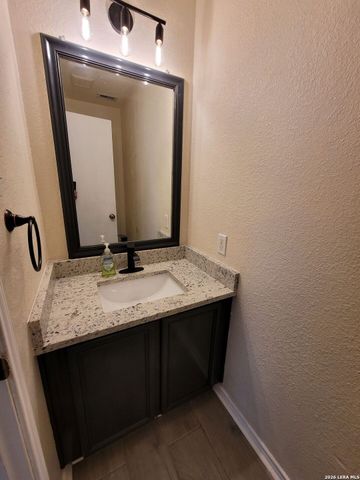 10606 TERRACE GLN, San Antonio, TX 78223