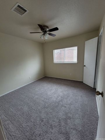 10606 TERRACE GLN, San Antonio, TX 78223