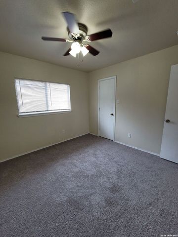 10606 TERRACE GLN, San Antonio, TX 78223