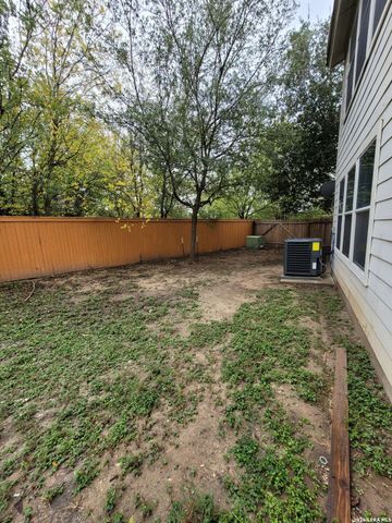 10606 TERRACE GLN, San Antonio, TX 78223