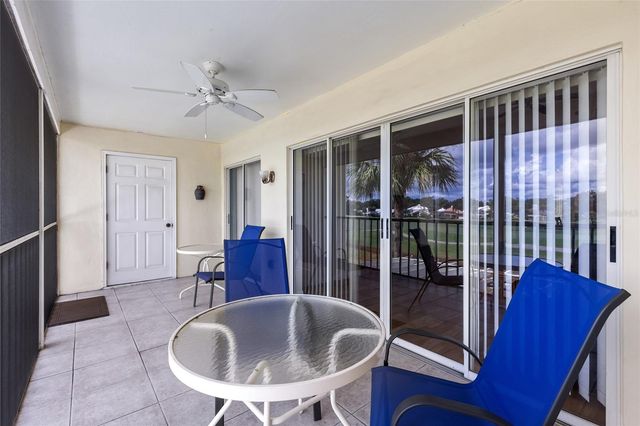 410 CERROMAR CIRCLE S 242, Venice, FL 34293