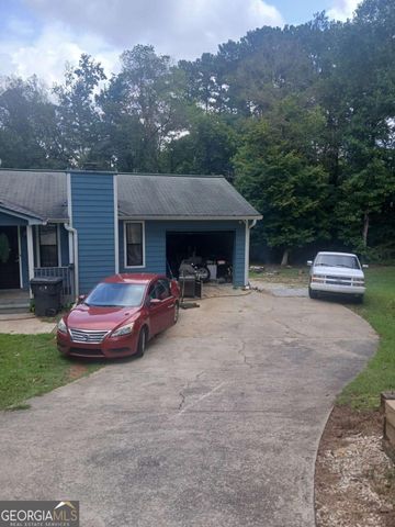 5261 Nathan Drive NW, Lilburn, GA 30047