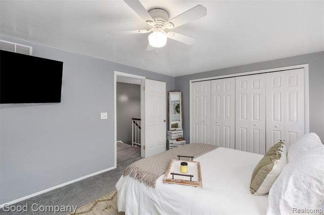 42146 Farragut Court, Northville, MI 48167