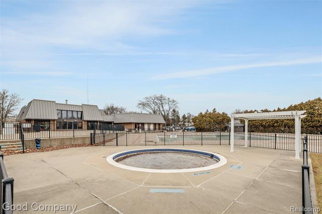 42146 Farragut Court, Northville, MI 48167