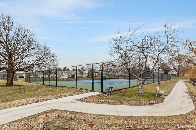 42146 Farragut Court, Northville, MI 48167