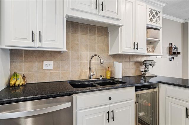 7216 Rene Street, Shawnee, KS 66216