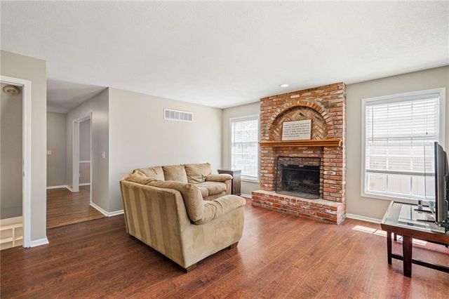 7216 Rene Street, Shawnee, KS 66216