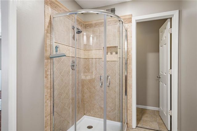 7216 Rene Street, Shawnee, KS 66216