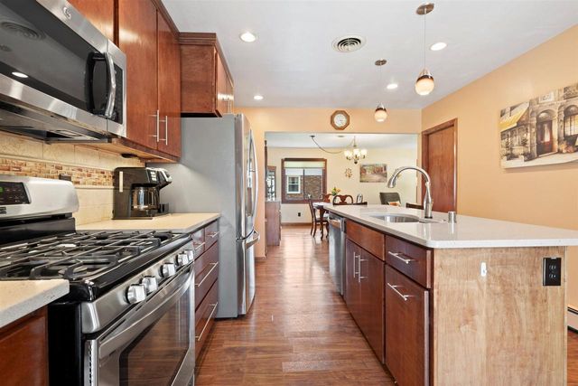 6247 W Glenbrook ROAD, Brown Deer, WI 53223