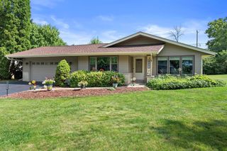 6247 W Glenbrook ROAD, Brown Deer, WI 53223