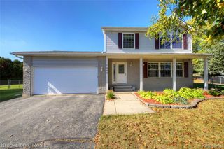 7849 Twins Drive, Waterford, MI 48329
