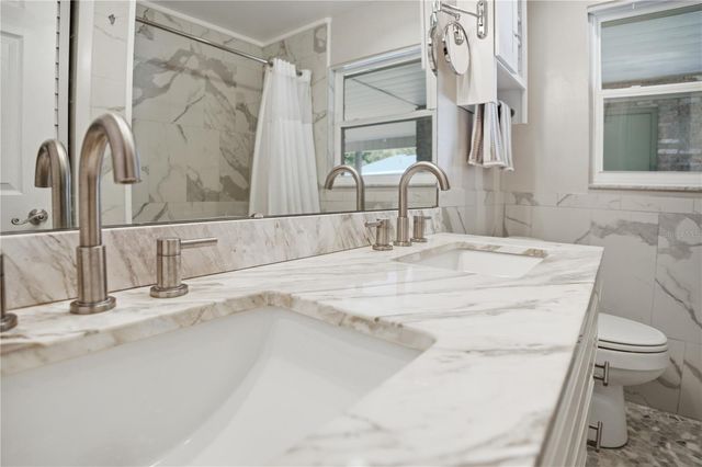 8 SILVER WAY, Ocala, FL 34472