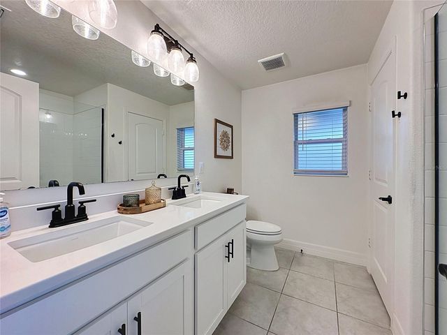 1124 PAPAYA CIR, Davenport, FL 33897
