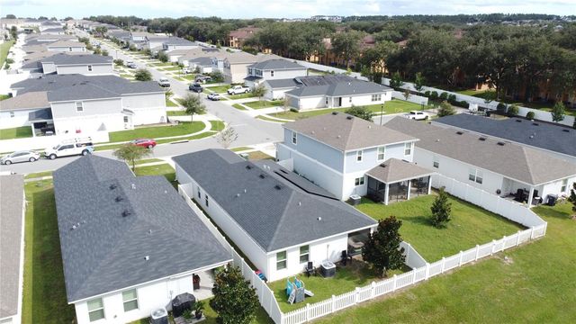 1124 PAPAYA CIR, Davenport, FL 33897