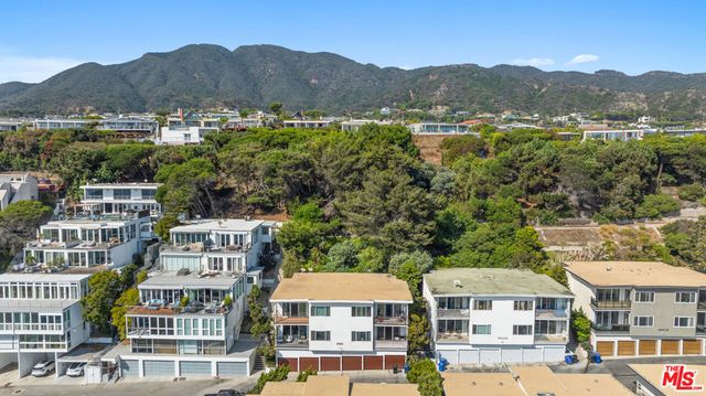 18111 Coastline Drive 1, Malibu, CA 90265