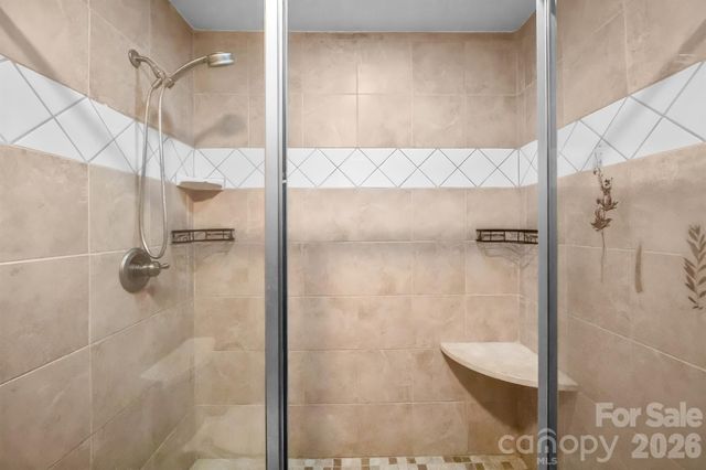 7331 Winery Lane, Charlotte, NC 28227