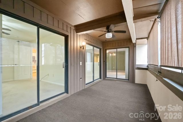 7331 Winery Lane, Charlotte, NC 28227