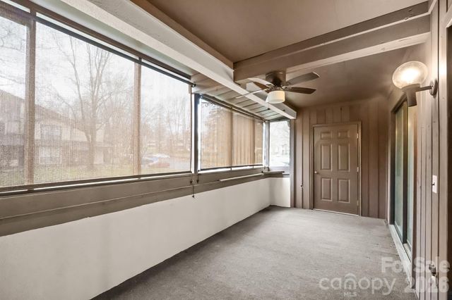 7331 Winery Lane, Charlotte, NC 28227