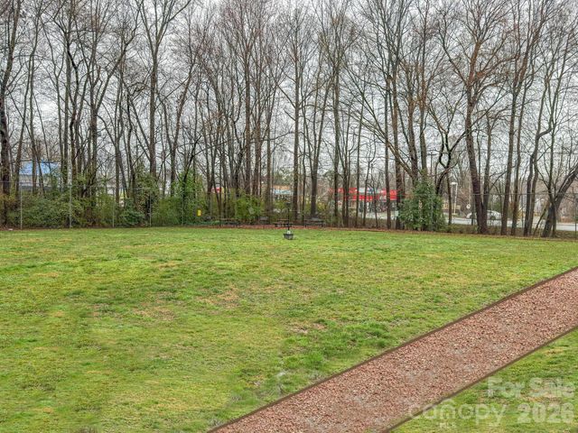 7331 Winery Lane, Charlotte, NC 28227