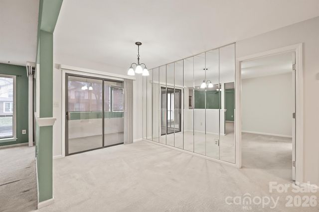 7331 Winery Lane, Charlotte, NC 28227