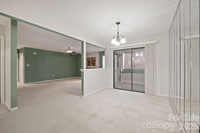 7331 Winery Lane, Charlotte, NC 28227