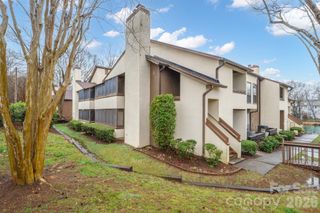 7331 Winery Lane, Charlotte, NC 28227