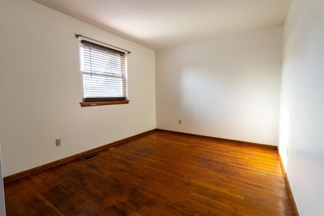 120 Ziegler Avenue, Columbus, OH 43207