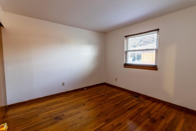 120 Ziegler Avenue, Columbus, OH 43207