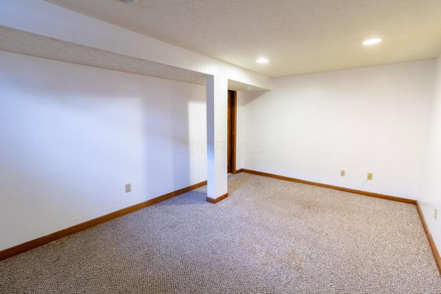 120 Ziegler Avenue, Columbus, OH 43207
