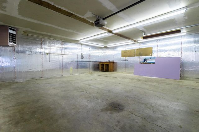 120 Ziegler Avenue, Columbus, OH 43207