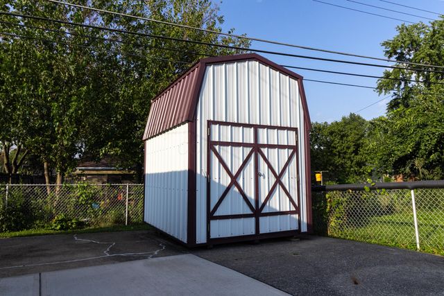120 Ziegler Avenue, Columbus, OH 43207