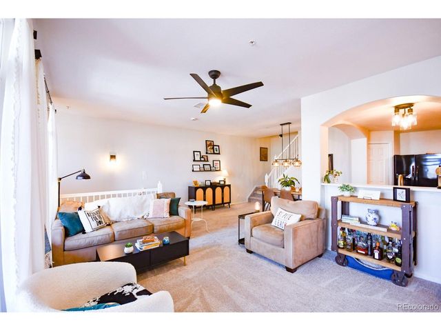 479 Black Feather Loop 3-319, Castle Rock, CO 80104