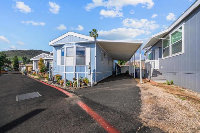 12044 Royal Road SPC 18, El Cajon, CA 92021