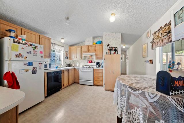 12044 Royal Road SPC 18, El Cajon, CA 92021