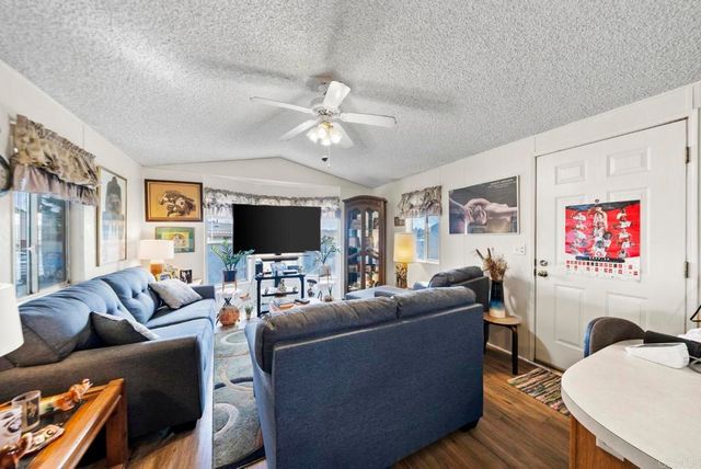 12044 Royal Road SPC 18, El Cajon, CA 92021