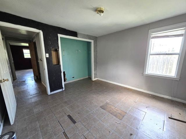 231 W C Ave, Kingsville, TX 78363