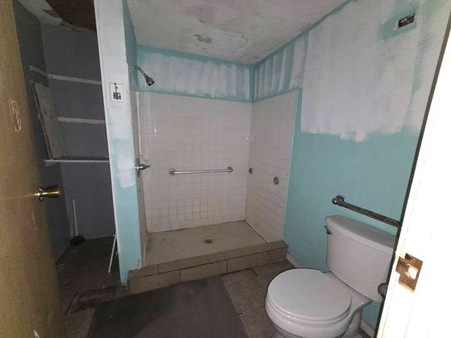 231 W C Ave, Kingsville, TX 78363